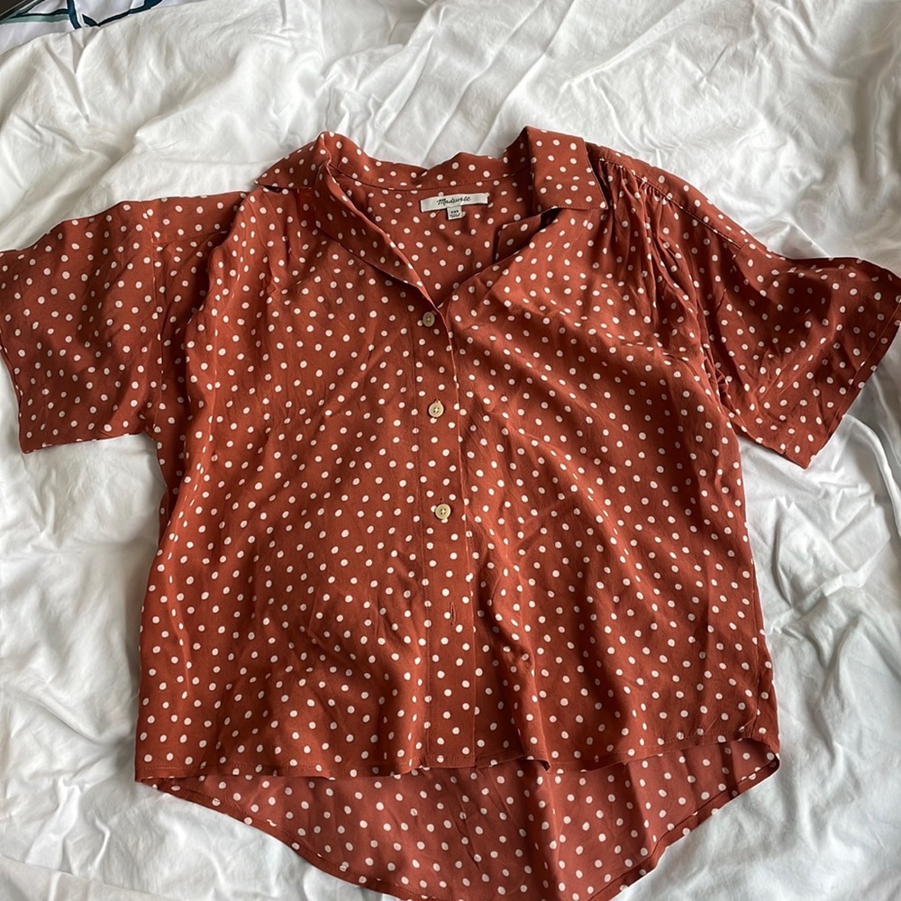 polka dotted madewell buttondown
